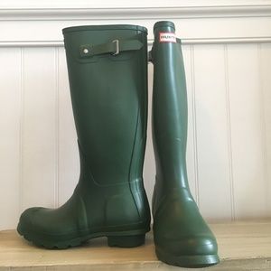 Hunter Rain Boots Matte Green BRAND NEW!